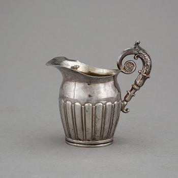GRÄDDKANNA, silver, senempire, Gustaf Folcker, Stockholm, 1845. Vikt ca 96g.