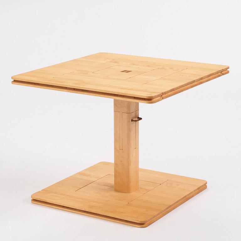 Jun Furukawa, a unique prototype table, Atelier Yocto, Sweden/Japan, executed ca 2014-15.