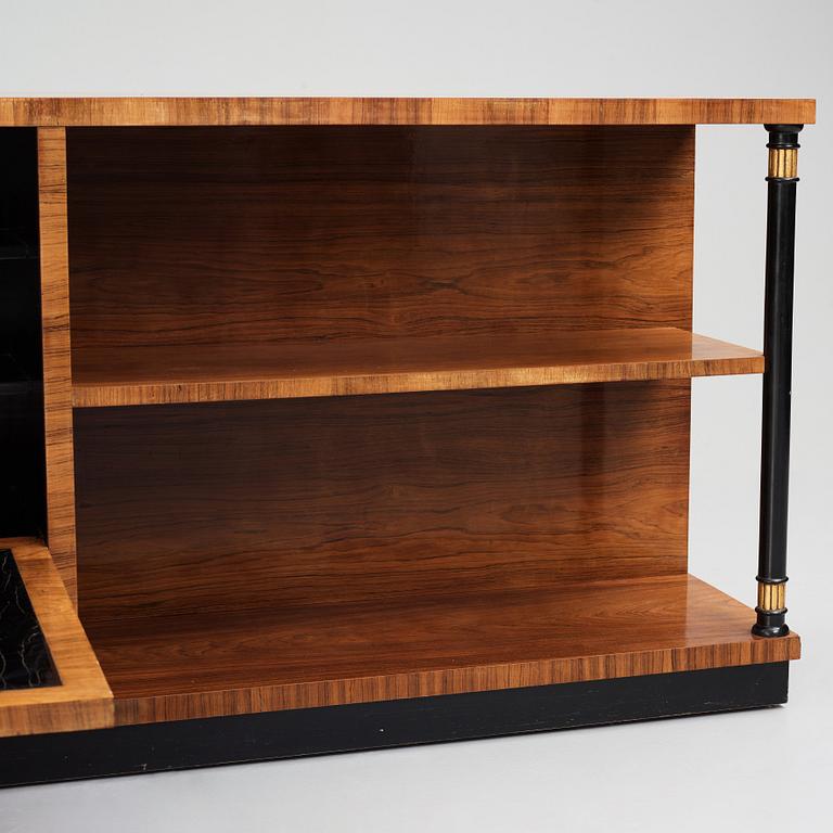 Axel Einar Hjorth, sideboard, variant av modell "Borgen", Nordiska Kompaniet 1930-tal, Swedish Grace.