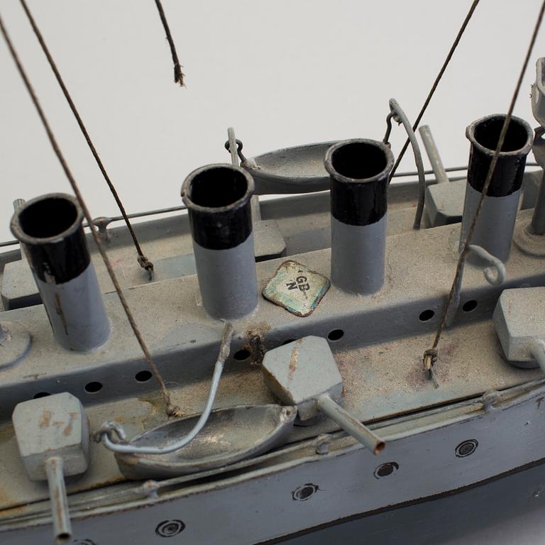 A tinplate Bing New Armored Cruiser series, Germany, ca 1912-14.