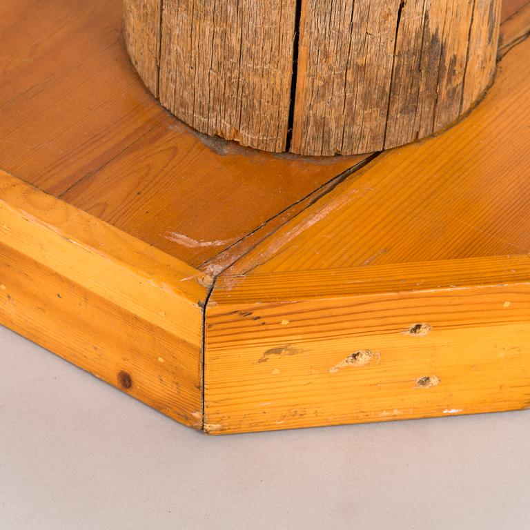Soffbord och pallar 3 st, 1900-talets mitt.