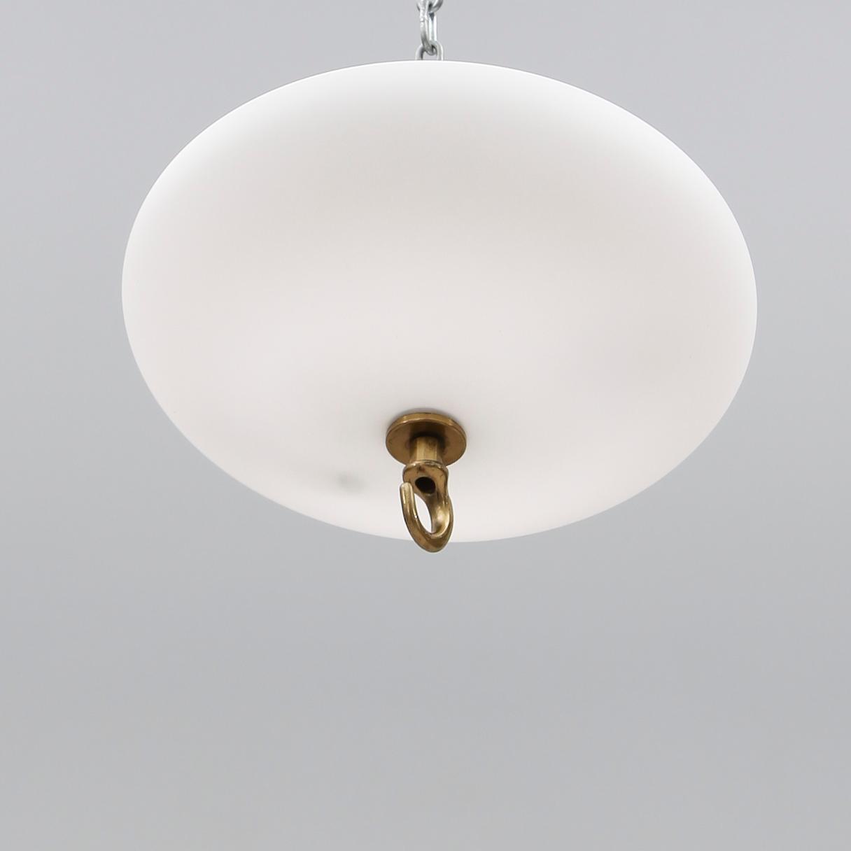TAKLAMPA, tenn, 1900-talets första hälft. Höjd ca 62 cm.