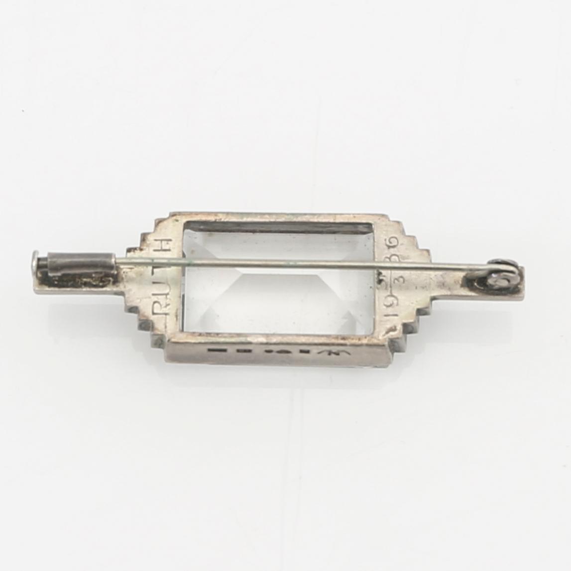 Wiwen Nilsson, brosch sterlingsilver med bergkristall Lund 1935.