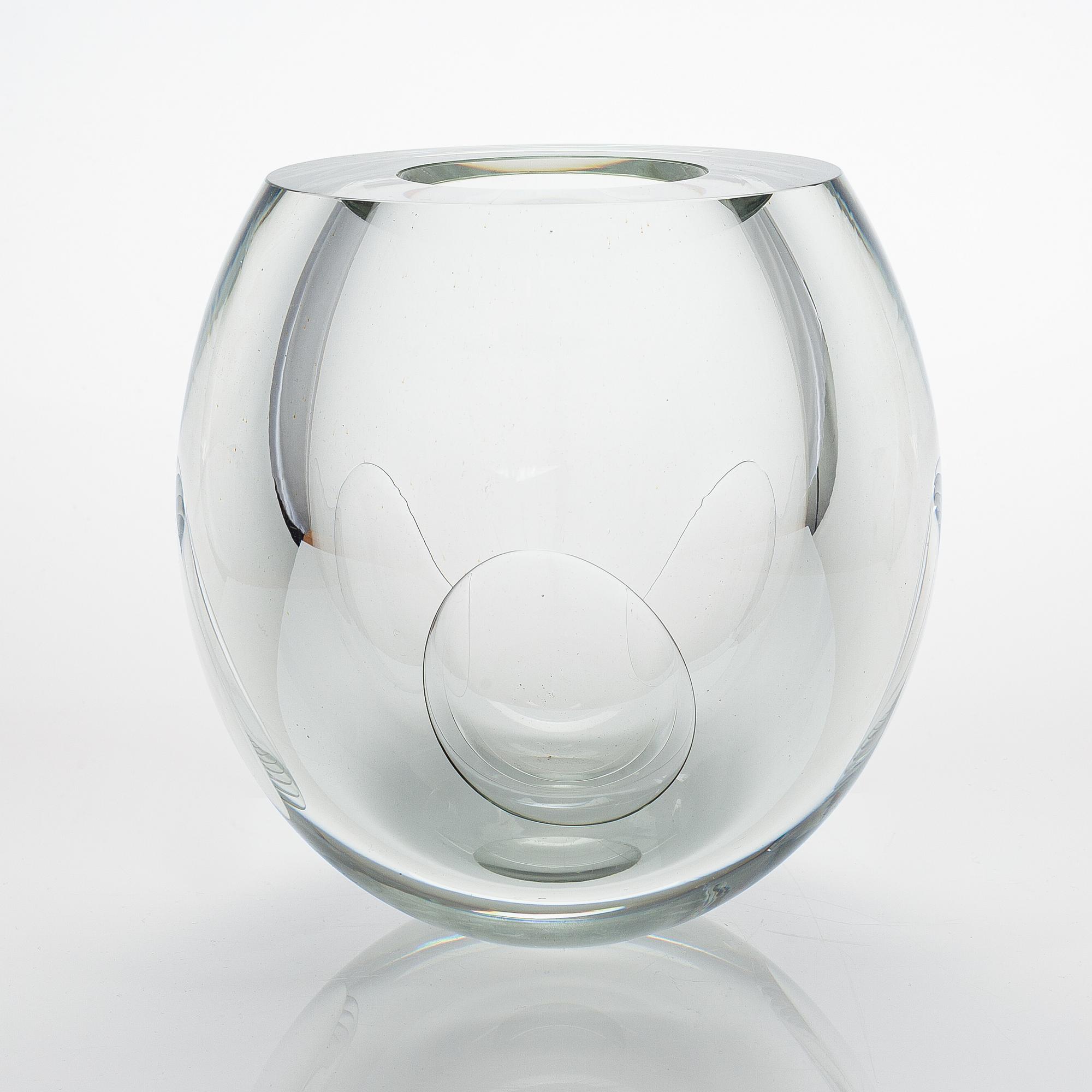 Timo Sarpaneva, a 'Claritas' sculpture signed Timo Sarpaneva Iittala 1984C 1862.