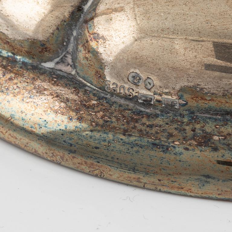 Ljusstakar, ett par, silver, 1900-talets början.