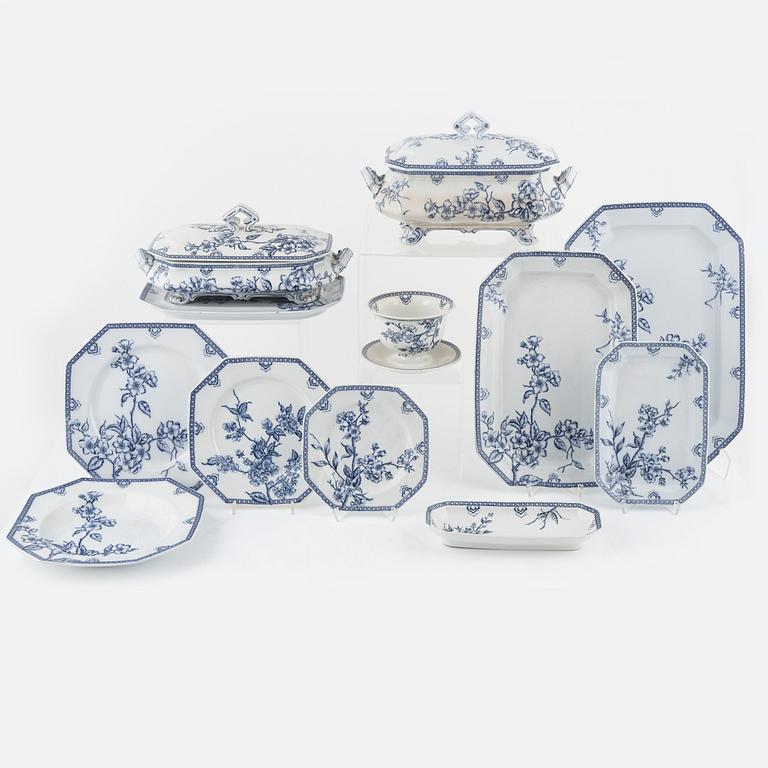 Matservis, 47 delar, flintgods, "Pomona", Rörstrand, sent 1800-tal.