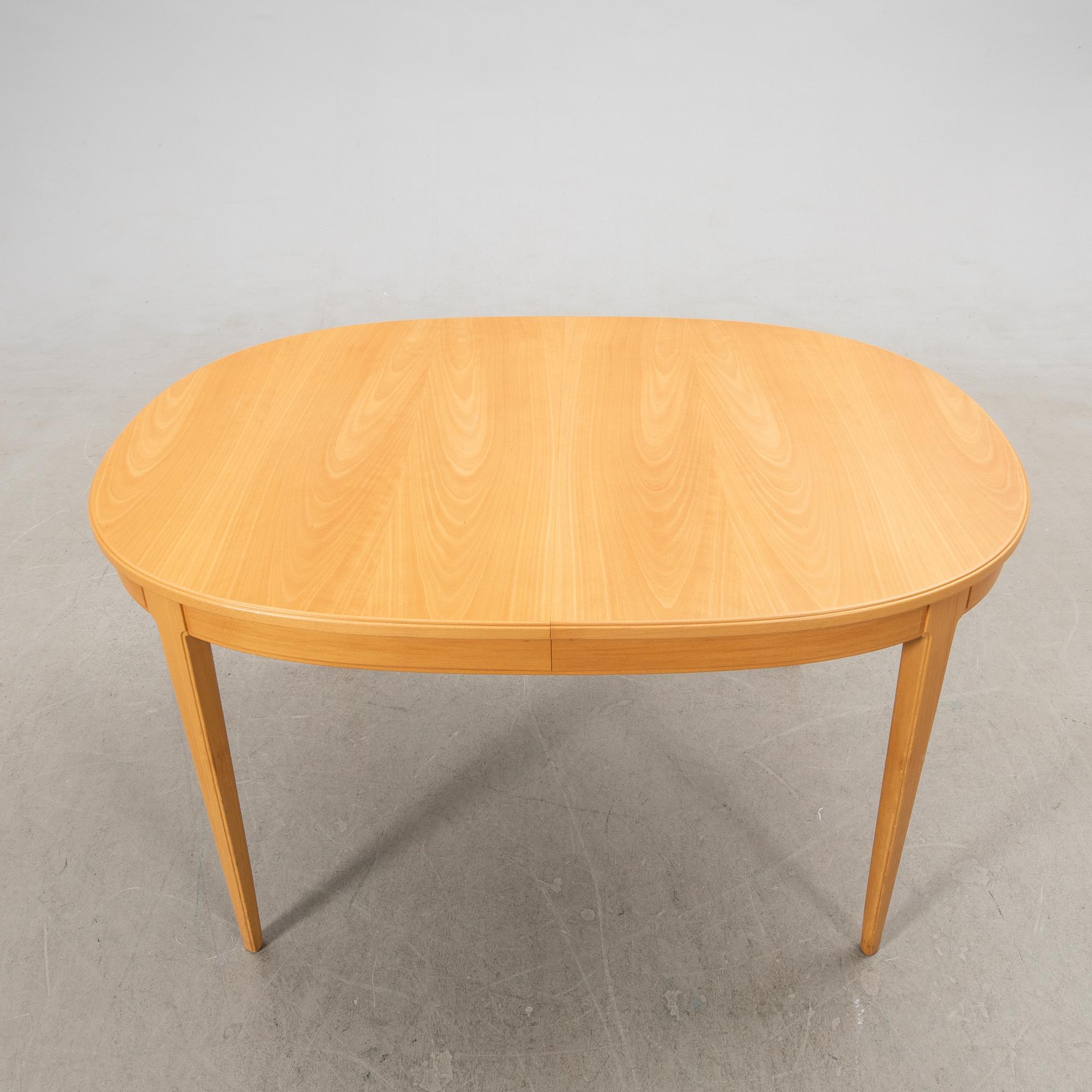 Carl Malmsten, bord "Herrgården" Bodafors möbler 1900-talets andra hälft.