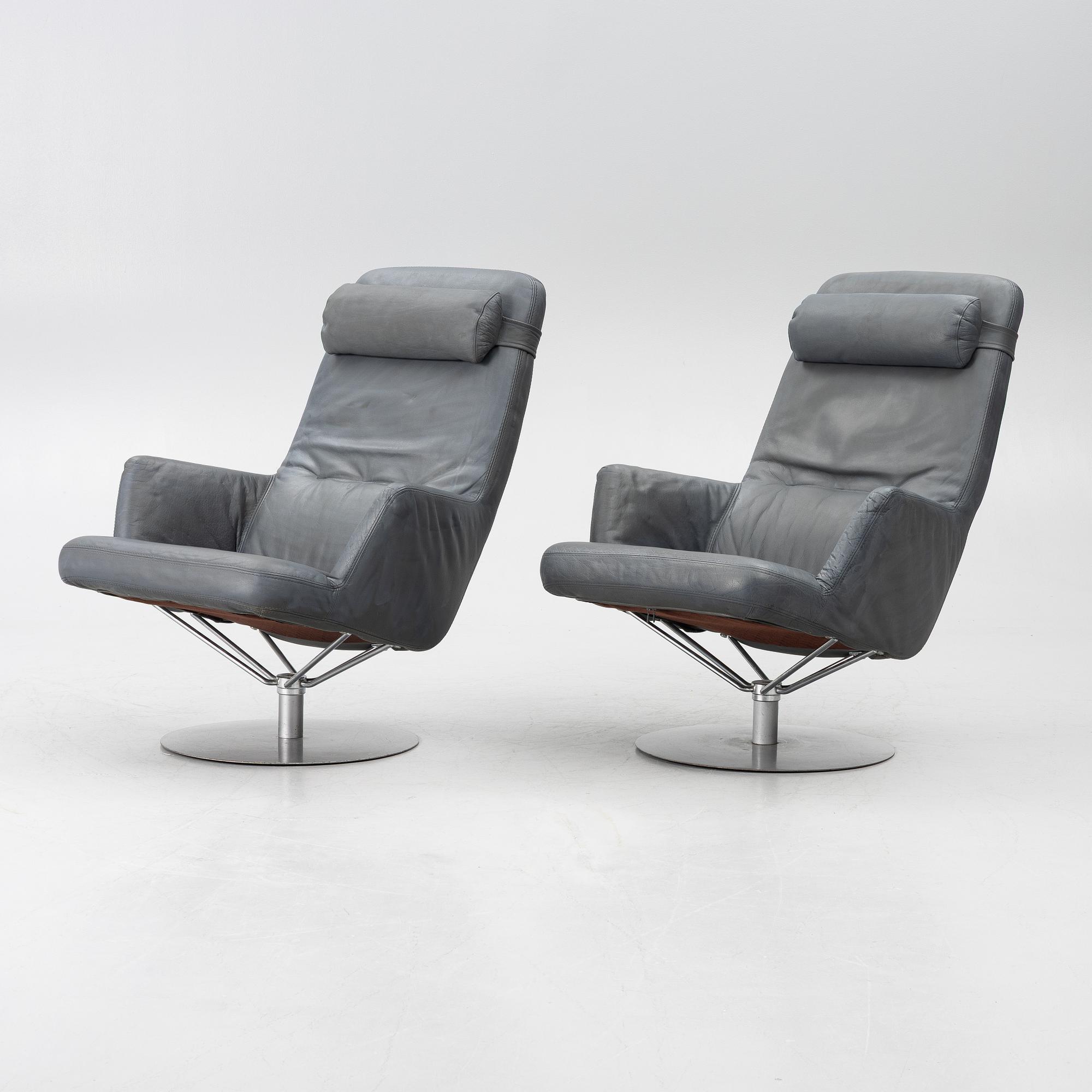 Kenneth Bergenblad, a pair of 'Superroto' armchairs, Dux.