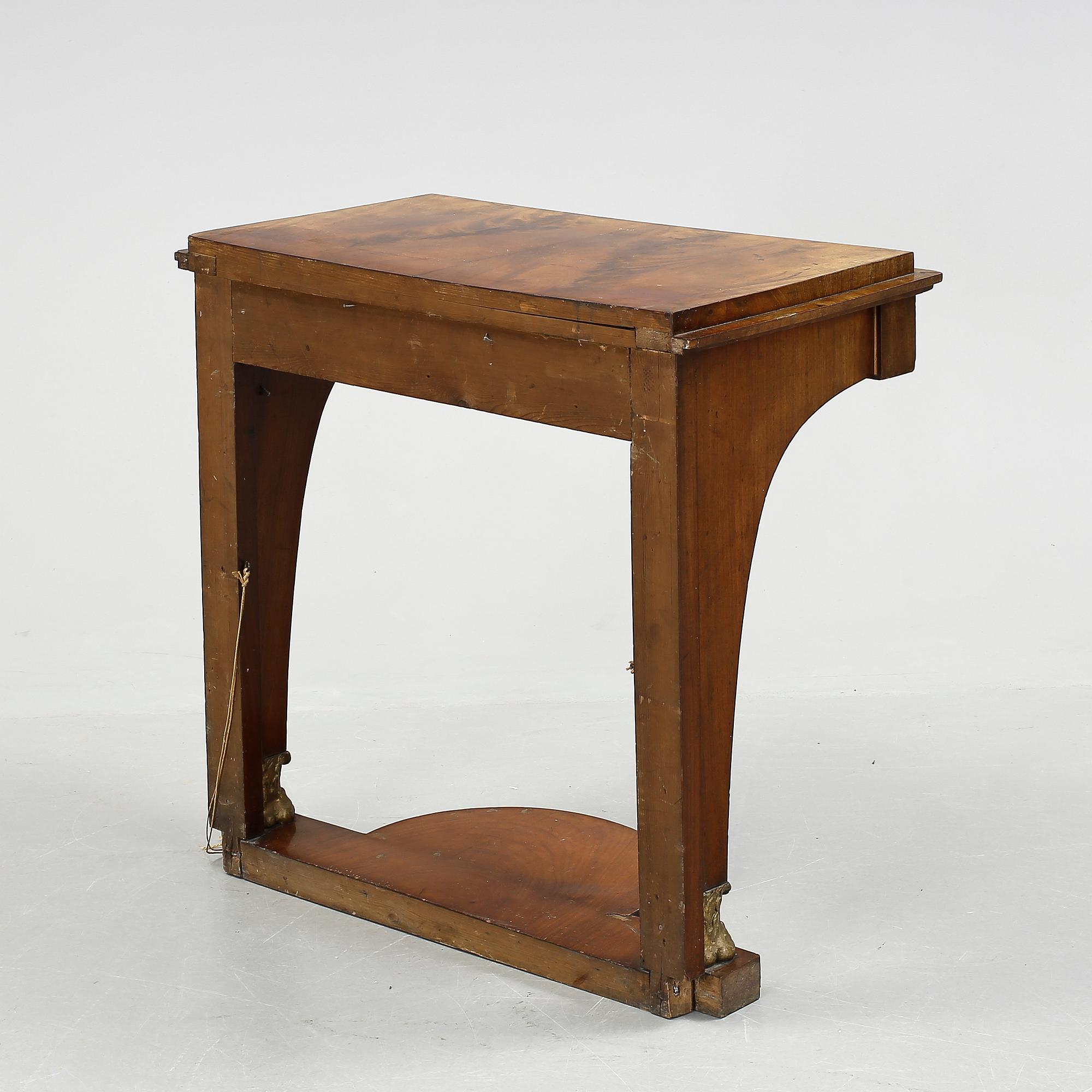 KONSOLBORD, empire, 1800-talets första hälft.