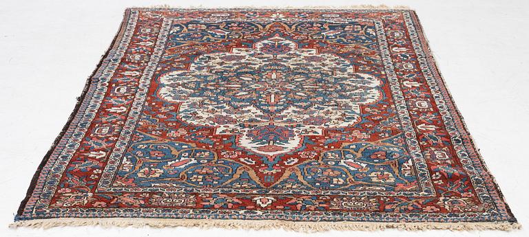 Carpet, approx. 222 x 150 cm.