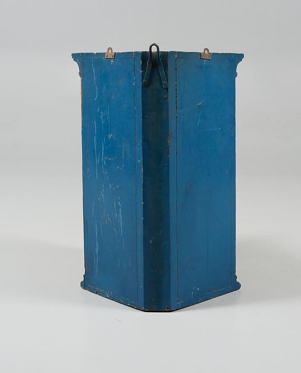 HÄNGSKÅP, 1800-tal.
