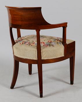 KARMSTOL, empire, 1800-talets första hälft.