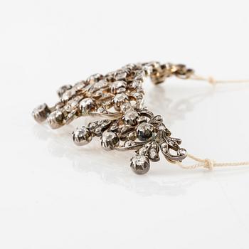Tiara/brosch/collier, silver med gammalslipade och rosenslipade diamanter.