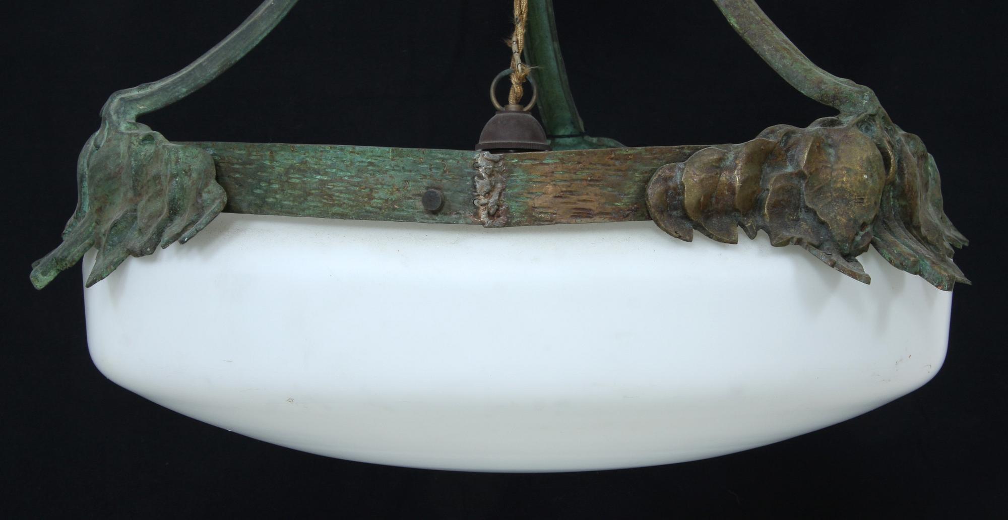 TAKLAMPA, jugend, sannolikt Böhlmarks, 1900-talets början, h 90.