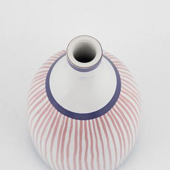 Stig Lindberg, skål samt vas, fajans, Gustavsberg studio.