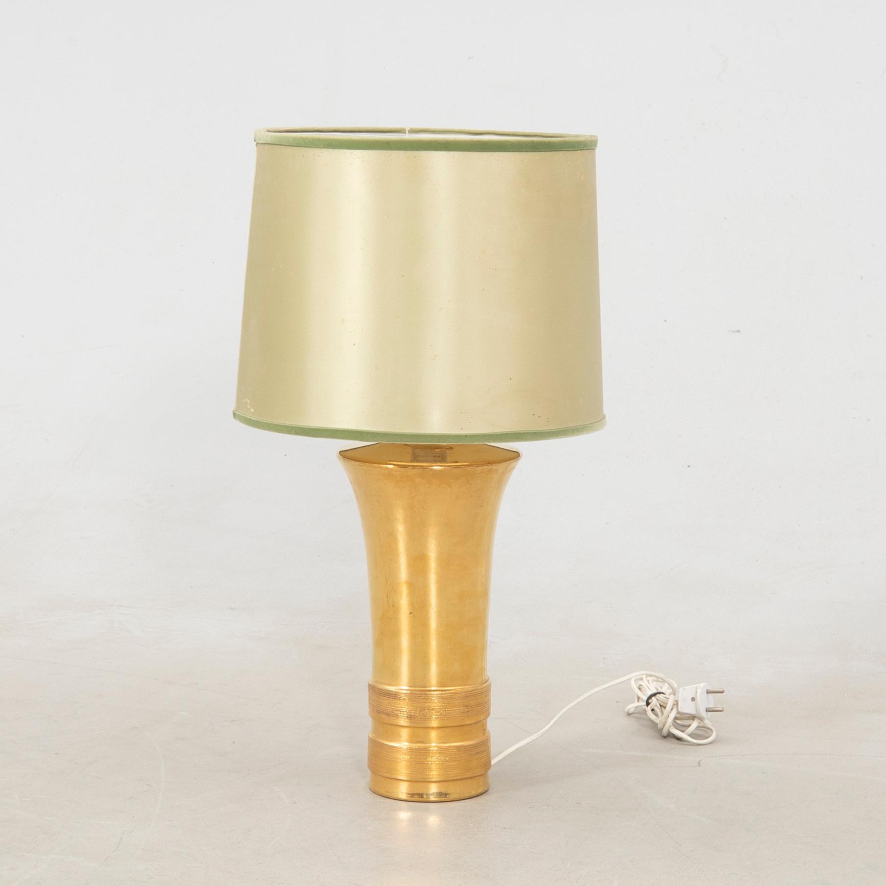 Bordslampa Miranda, 1900-talets senare del.