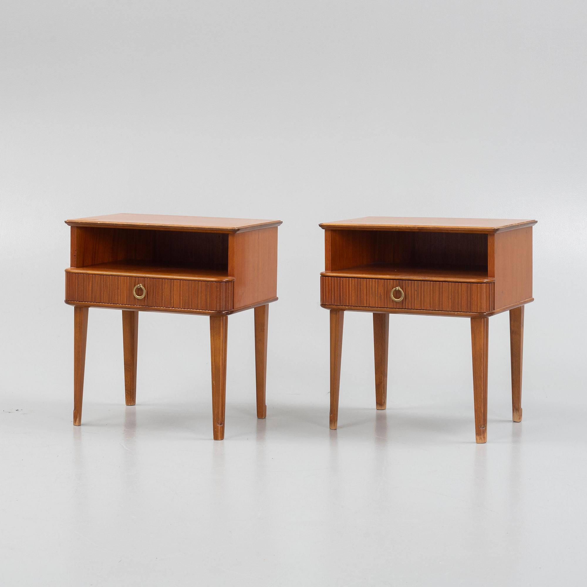 Sängbord, ett par, Swedish Modern, AB Förenade Möbelfabrikerna Linköping, 1940-tal.
