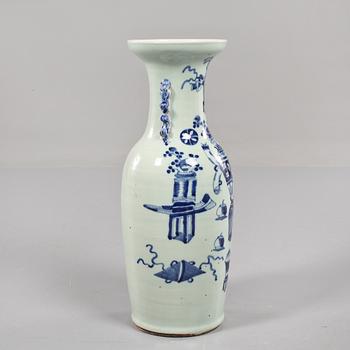 VAS, porslin, Kina, omkring sekelskiftet 1800/1900.