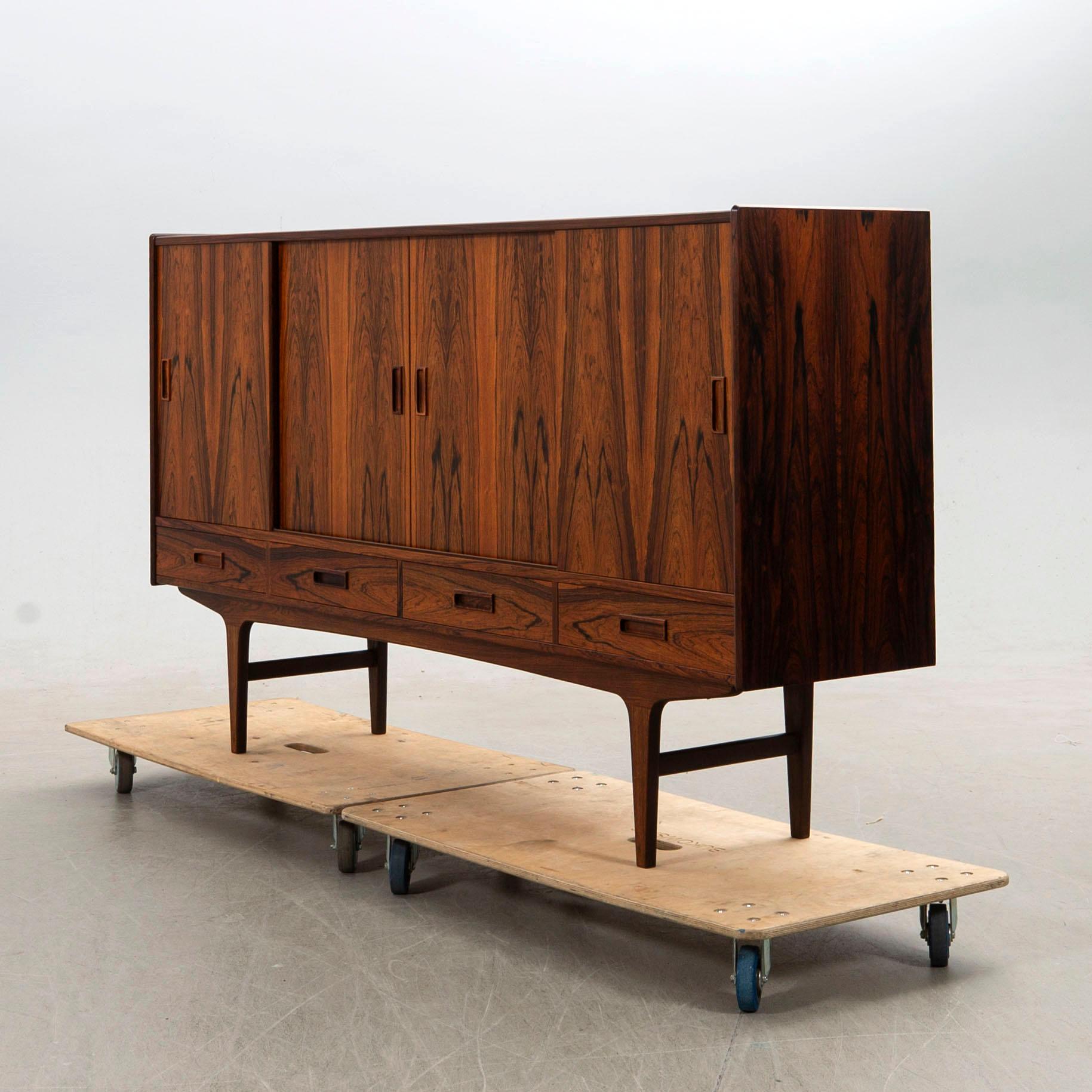 Børge Seindal Sideboard/Skåp för P Westergaard møbelfabrik Danmark 1970-tal.
