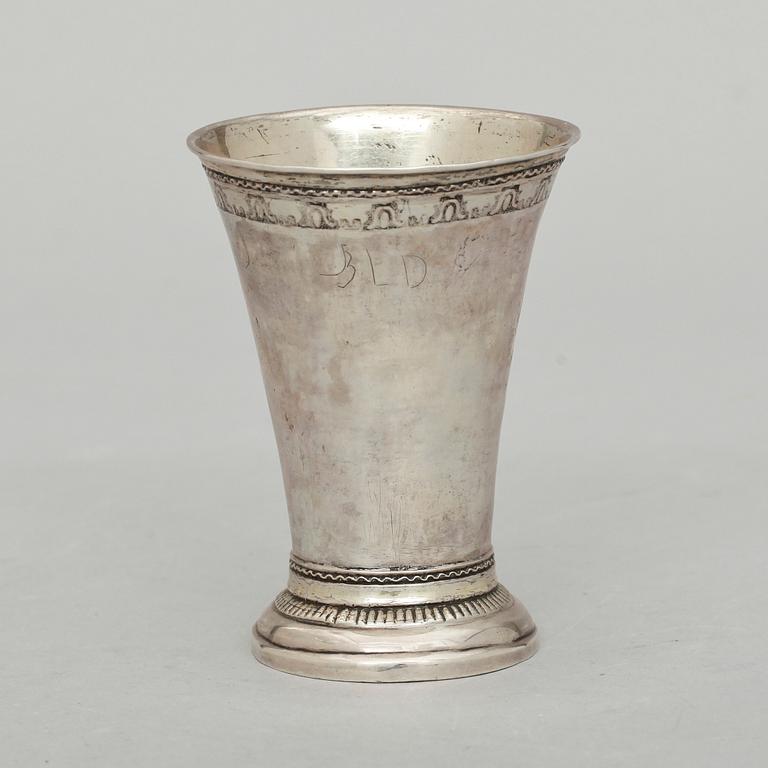 BÄGARE, silver. Carl Lemon dä(1729-1768) Uppsala. 83gr.