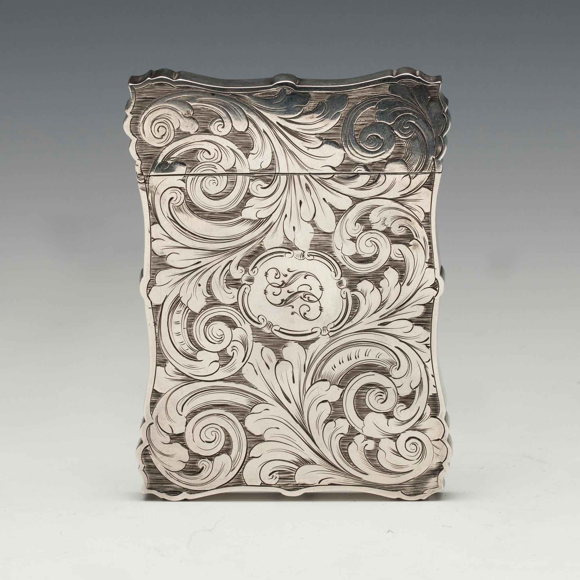 VISITKORTSETUI, sterling silver, Birmingham 1843. Vikt 85 g.