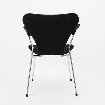 STOL, "Sjuan" design Arne Jacobsen, Fritz Hansen 1970-tal.