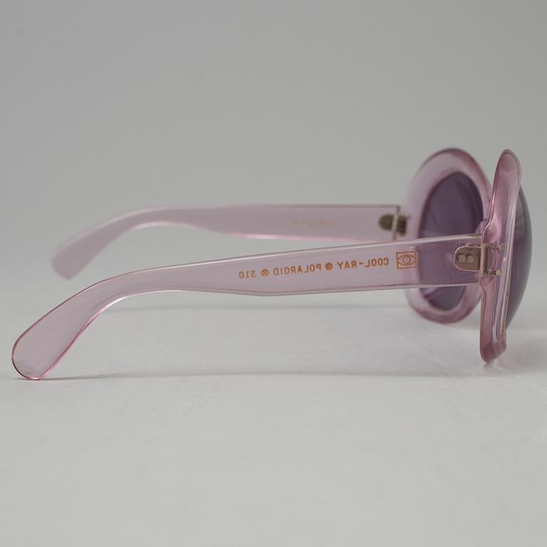 GRETA GARBOS SOLGLASÖGON.