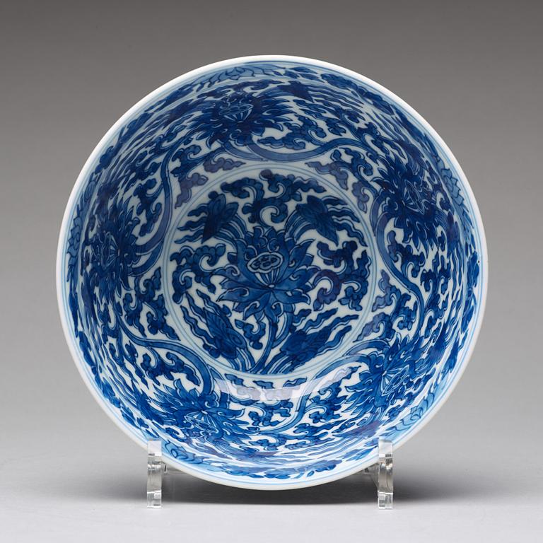 A blue and white lotus bowl, Qing dynasty, with  Kangxi mark and period (1662-1722).