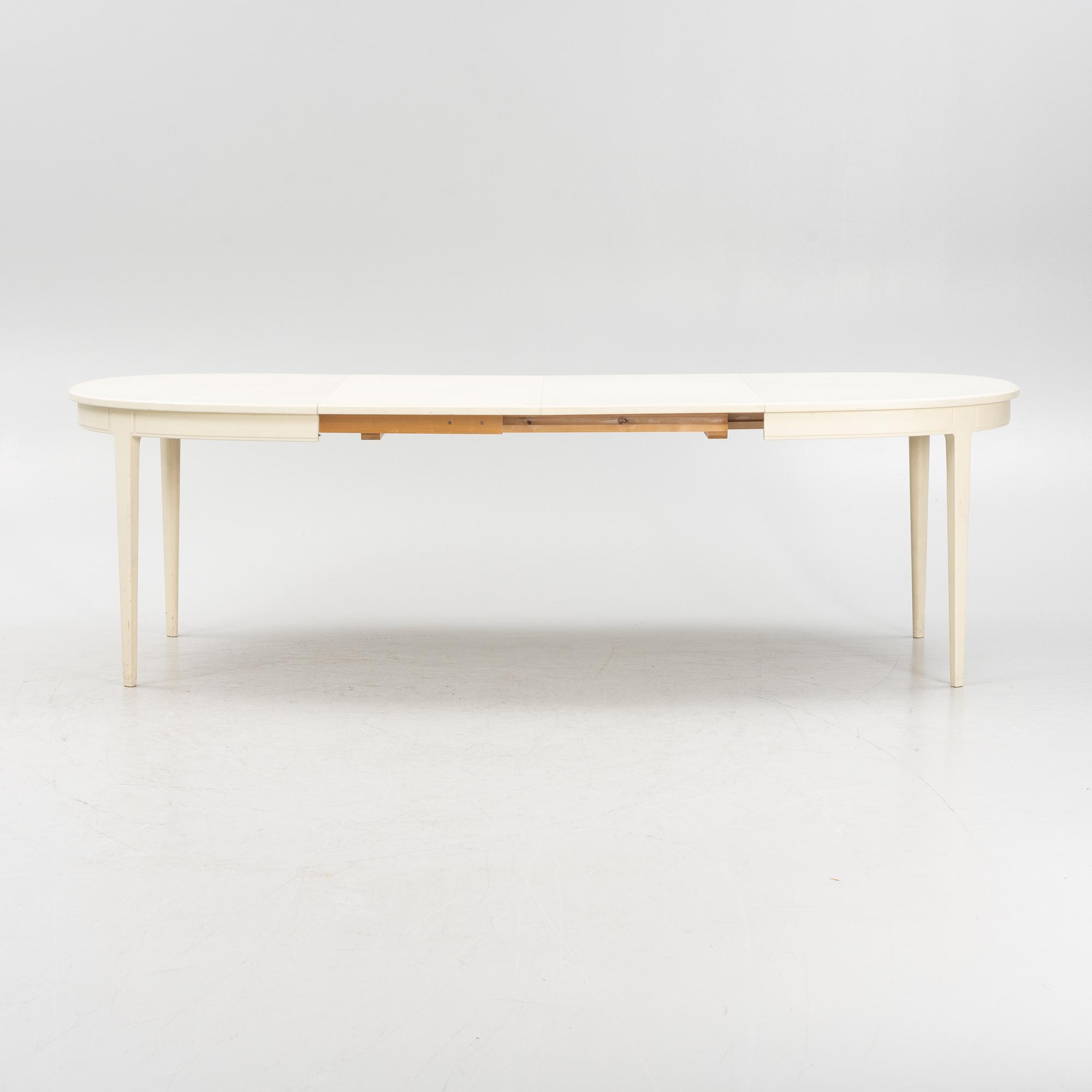 Carl Malmsten, a dining table with six chairs and two armchairs. Bodafors, end of the 20th Century.