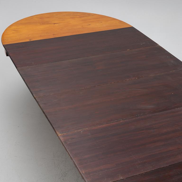 Dining table, Empire, 19th century.