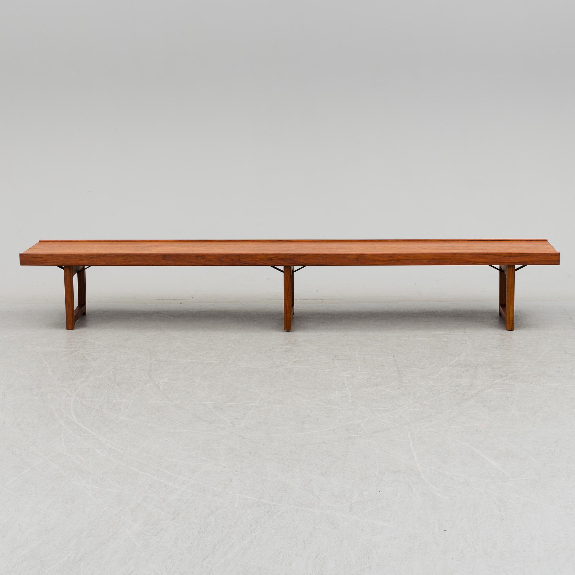 TORBJØRN AFDAL, bänk, "Krobo", Bruksbo, Mellemstrand, Norge, 1900-talets andra hälft.