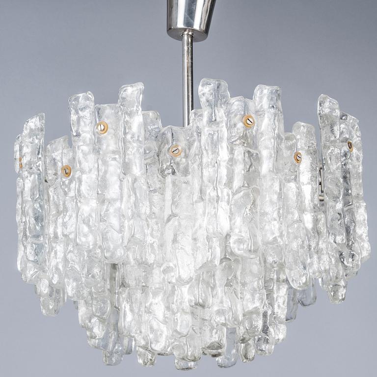 TAKLAMPA, "Ice block chandelier", J.T Design, Kalmar, Österrike, 1960-tal. Höjd ca 46 cm.