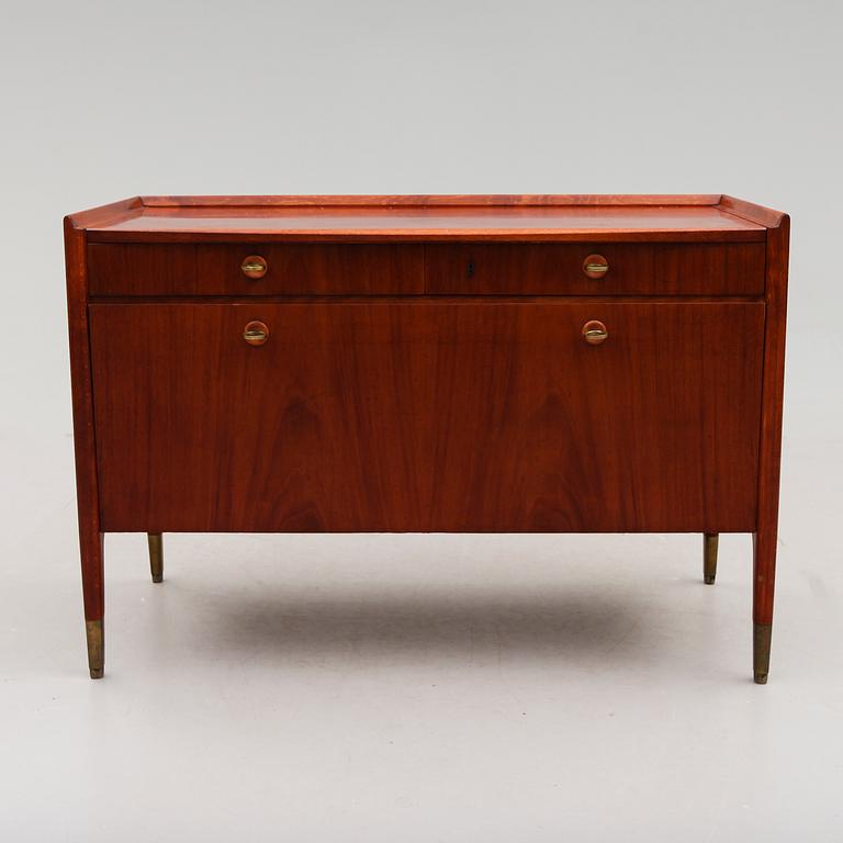 SIDEBOARD, 1900-talets andra hälft.