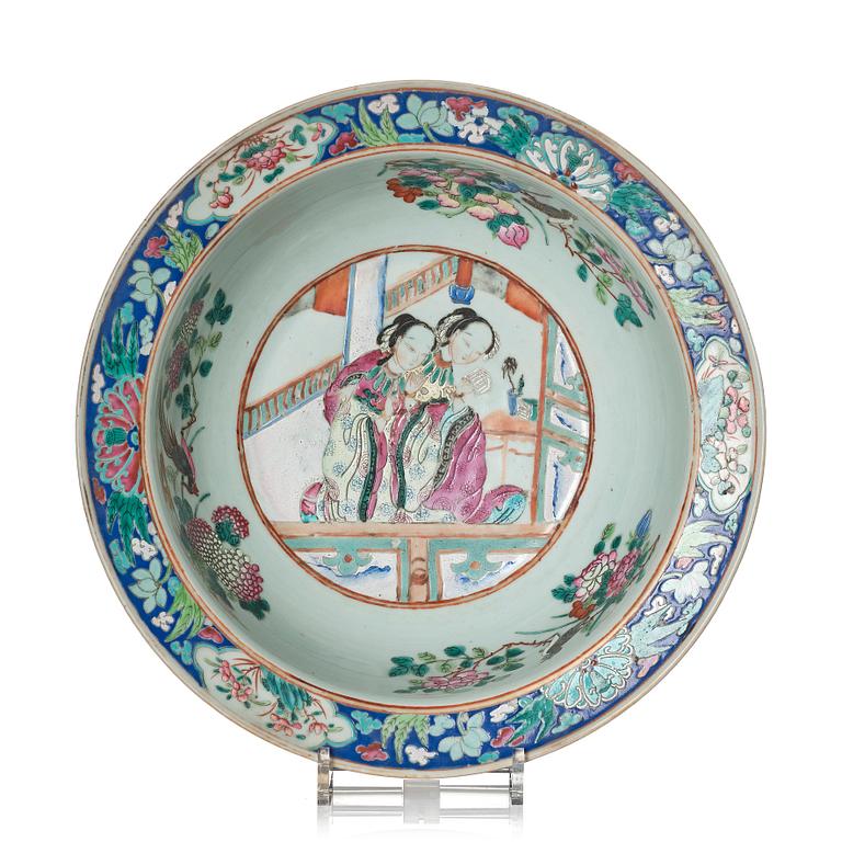 A famille rose basin, Qing dynasty/circa 1900.