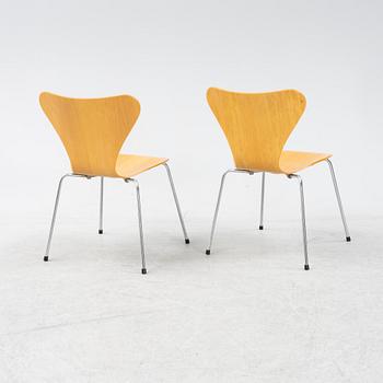 Arne Jacobsen, stolar, 8 st, Fritz Hansen, Danmark, daterade 1988.