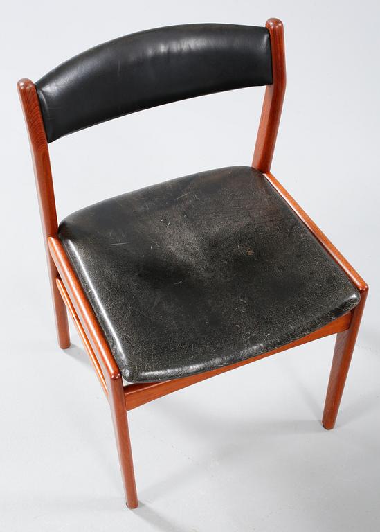 8 DANISH CHAIRS FROM THE 1960´S.