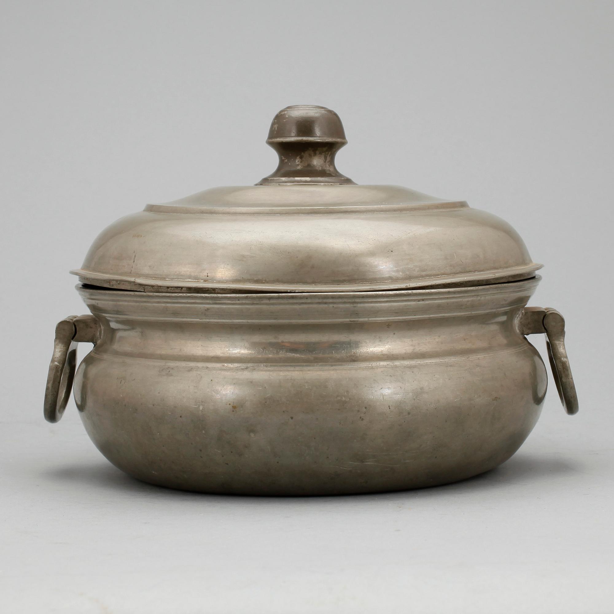 GRÖTSKÅL, tenn, Johan Lindwall, Nyköping 1849.