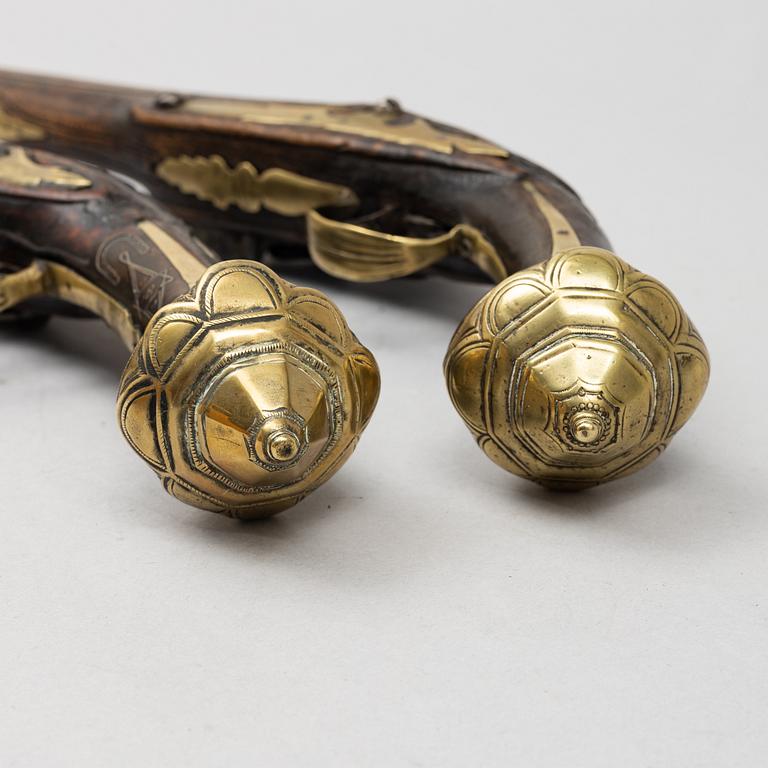 Two pistols for the oriental market, 18th/19th century.