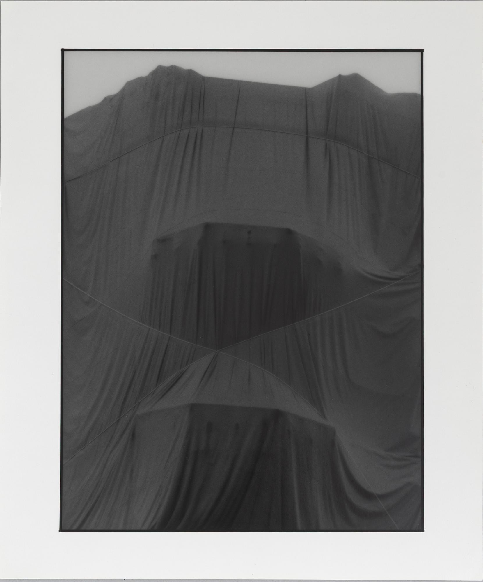 Kenneth Gustavsson, "Untitled (Drapering)", 1984.