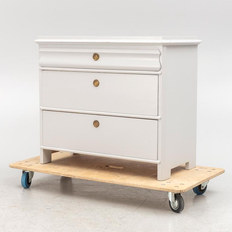 Chest of drawers, second half of the 19th century.