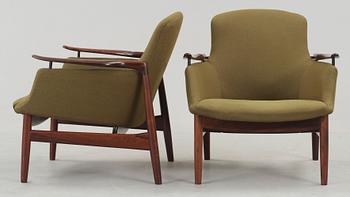 FINN JUHL, ett par fåtöljer "NV-53", Niels Vodder, Danmark 1960-tal.