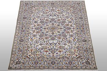 A rug, Kashan, ca 210 x 138 cm.