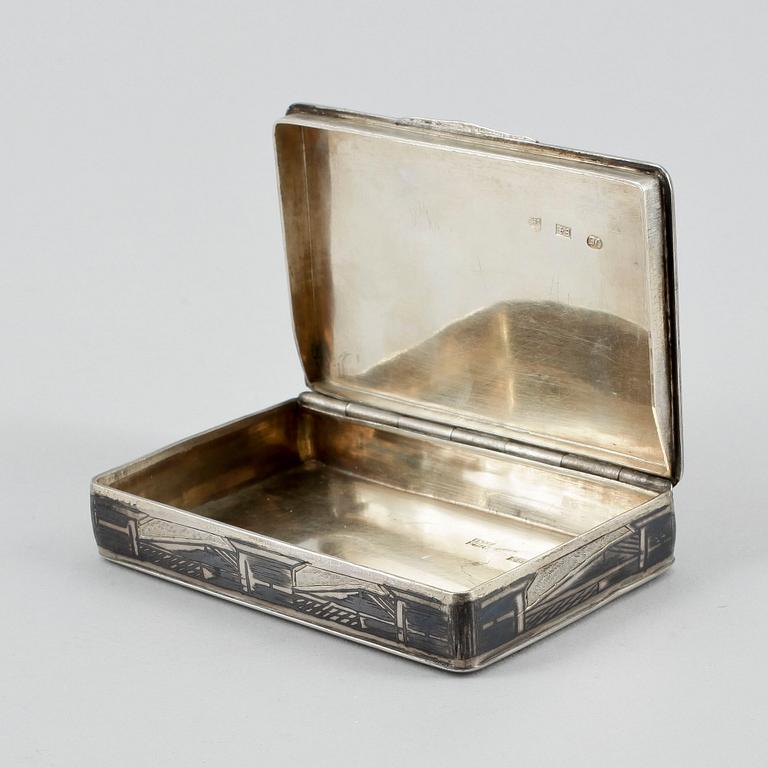 DOSA, silver, sannolikt Moskva, Ryssland, 1835. Vikt 103 g.