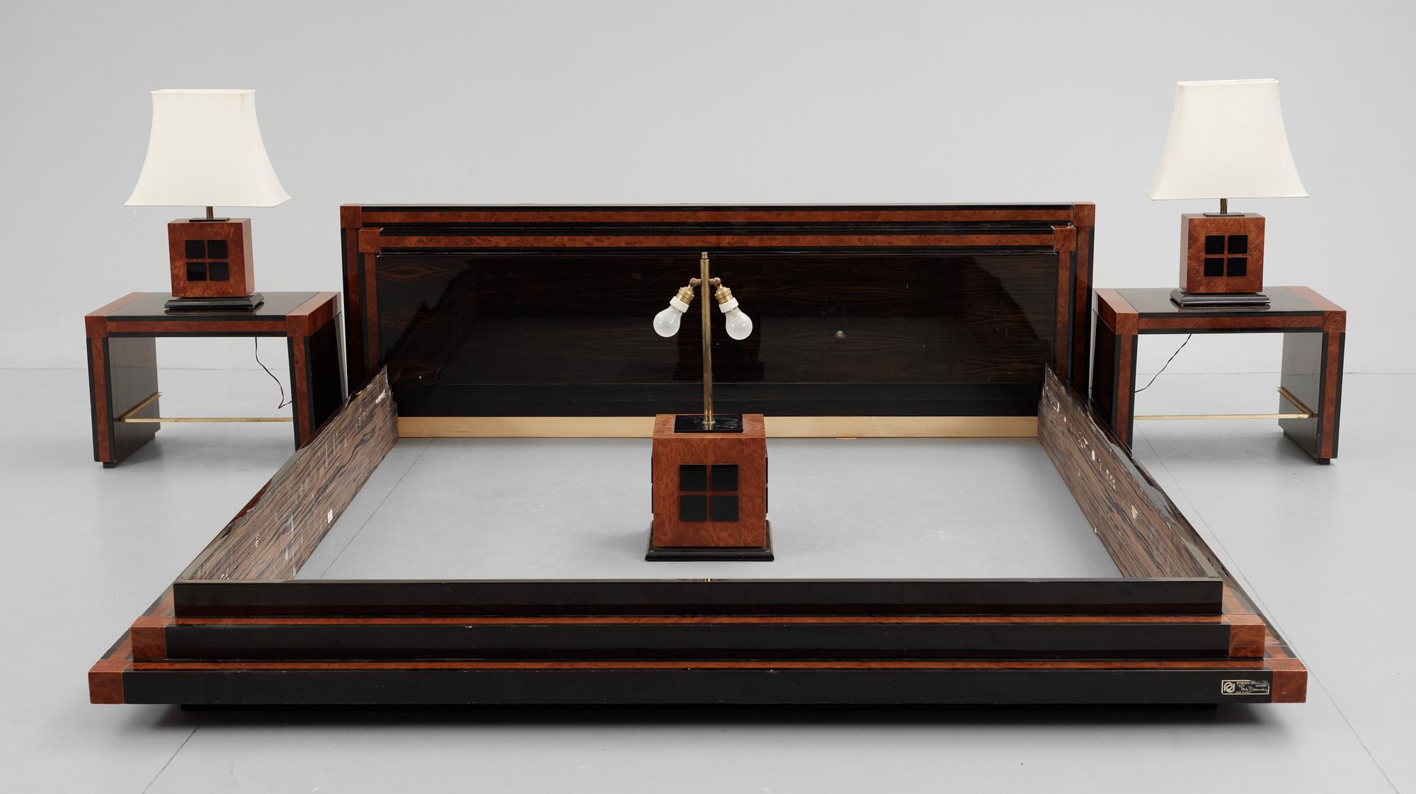 A Paolo Barracheli, 'Roman Deco' six pieces bedroom suite, ca 1980.