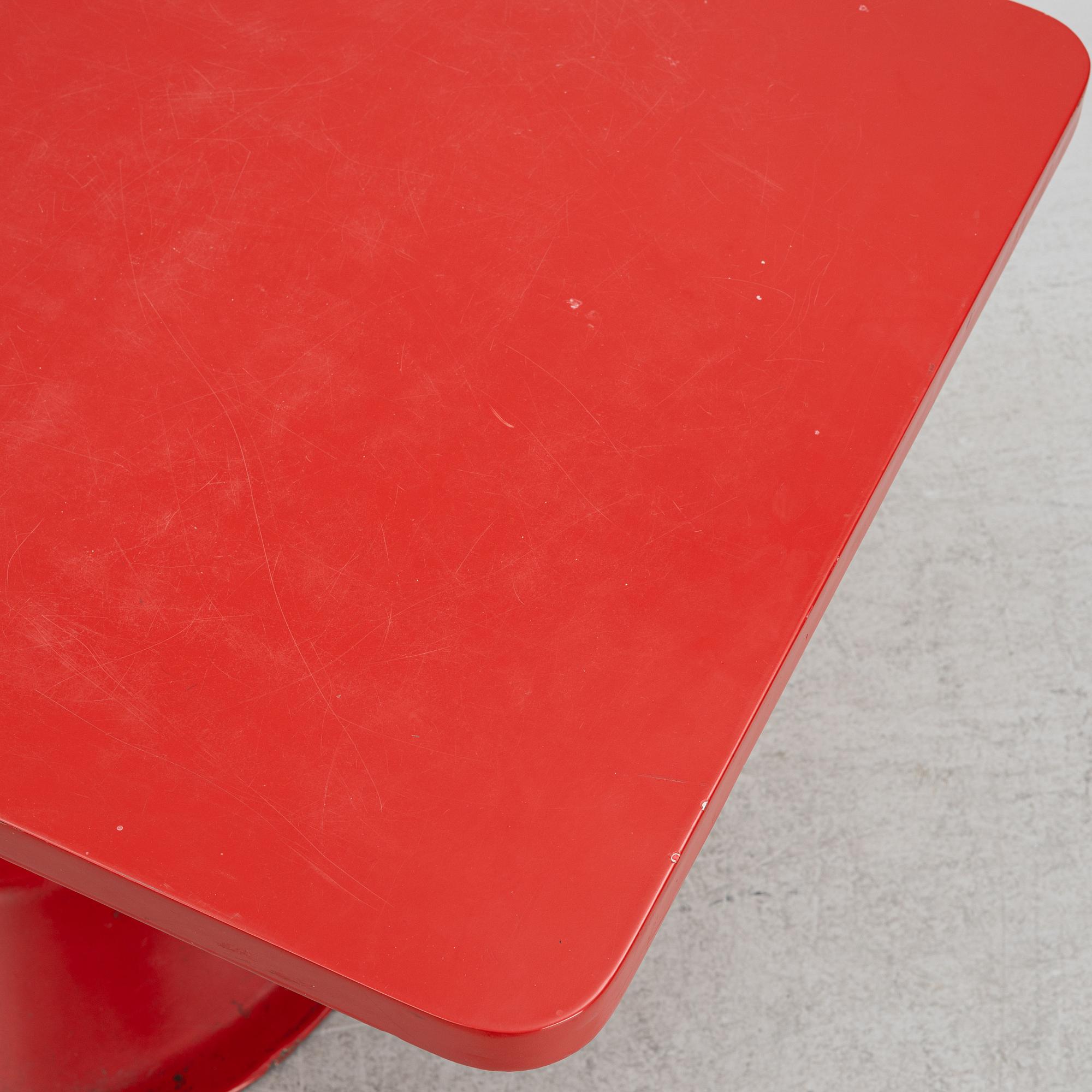 Yrjö Kukkapuro, a "Saturnus" table, Hiami, 1970's.
