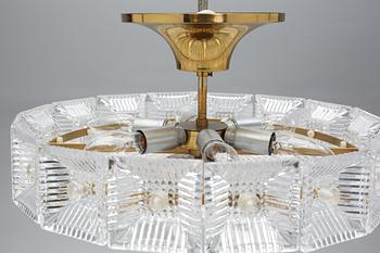 TAKLAMPA, Carl Fagerlund, Orrefors, 1900-talets andra hälft, höjd 17 cm.