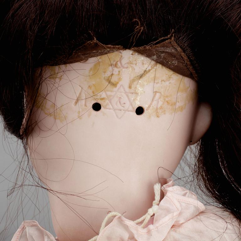 FLICKDOCKA. Biskvi. Simon & Halbig/Kämmer & Reinhardt 76. Tyskland, 1900-talets början.