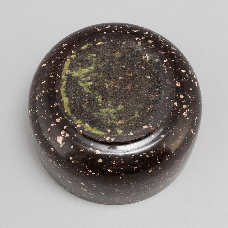 SKÅL/MORTEL, empire, 1800-talets första hälft, porfyr.