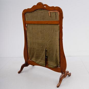 BRASSKÄRM, nyrokoko, 1800-talets andra hälft.