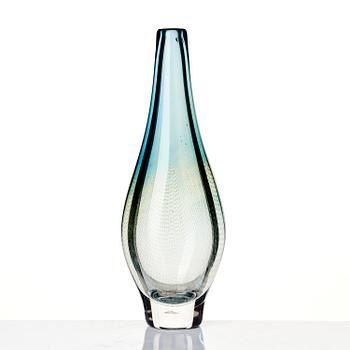Sven Palmqvist, fyra delar, glas, Kraka, Orrefors 1940-50-tal, nr 34, 170, 359 samt en osignerad.